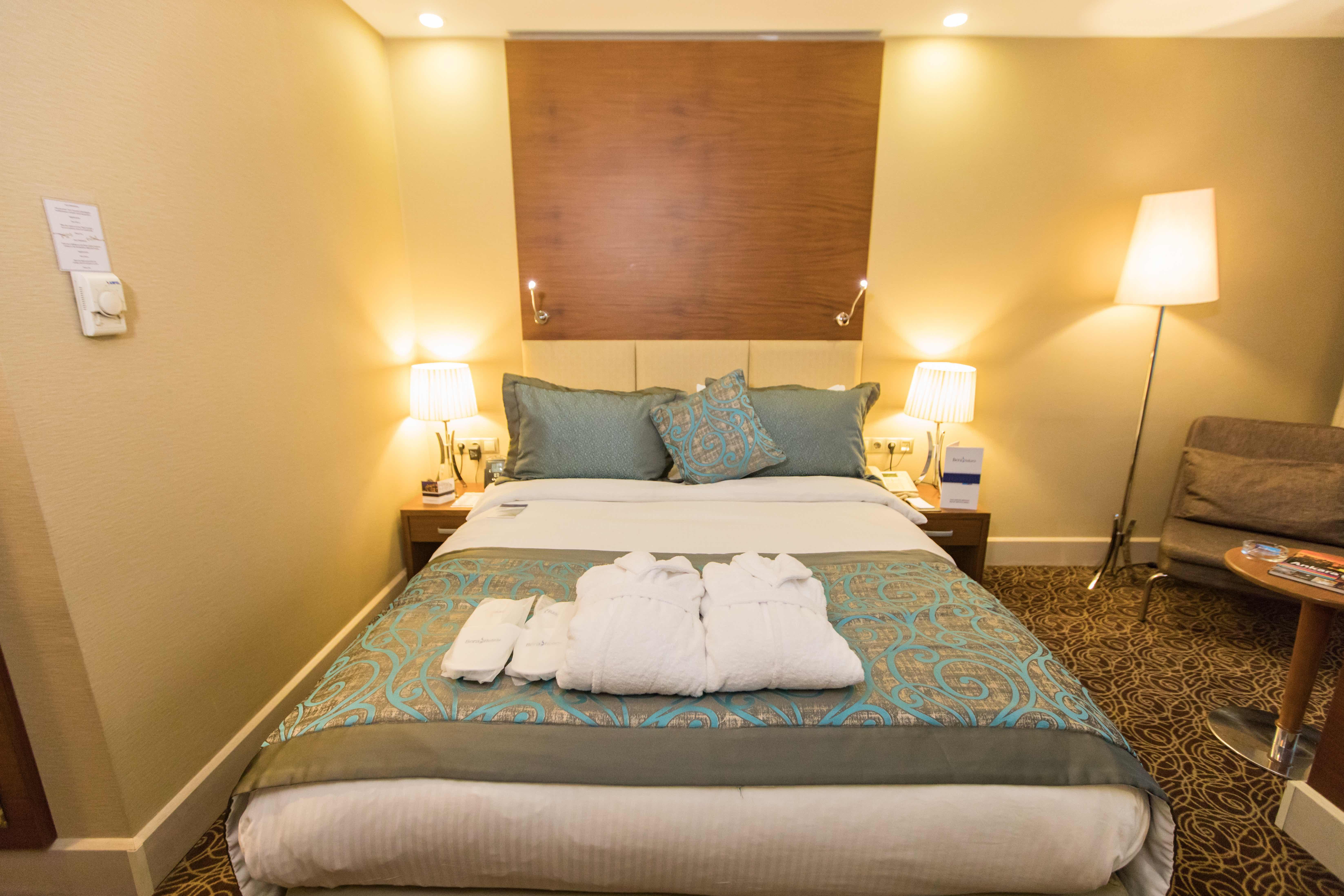 安卡拉新公园酒店 外观 照片 A bedroom at the hotel