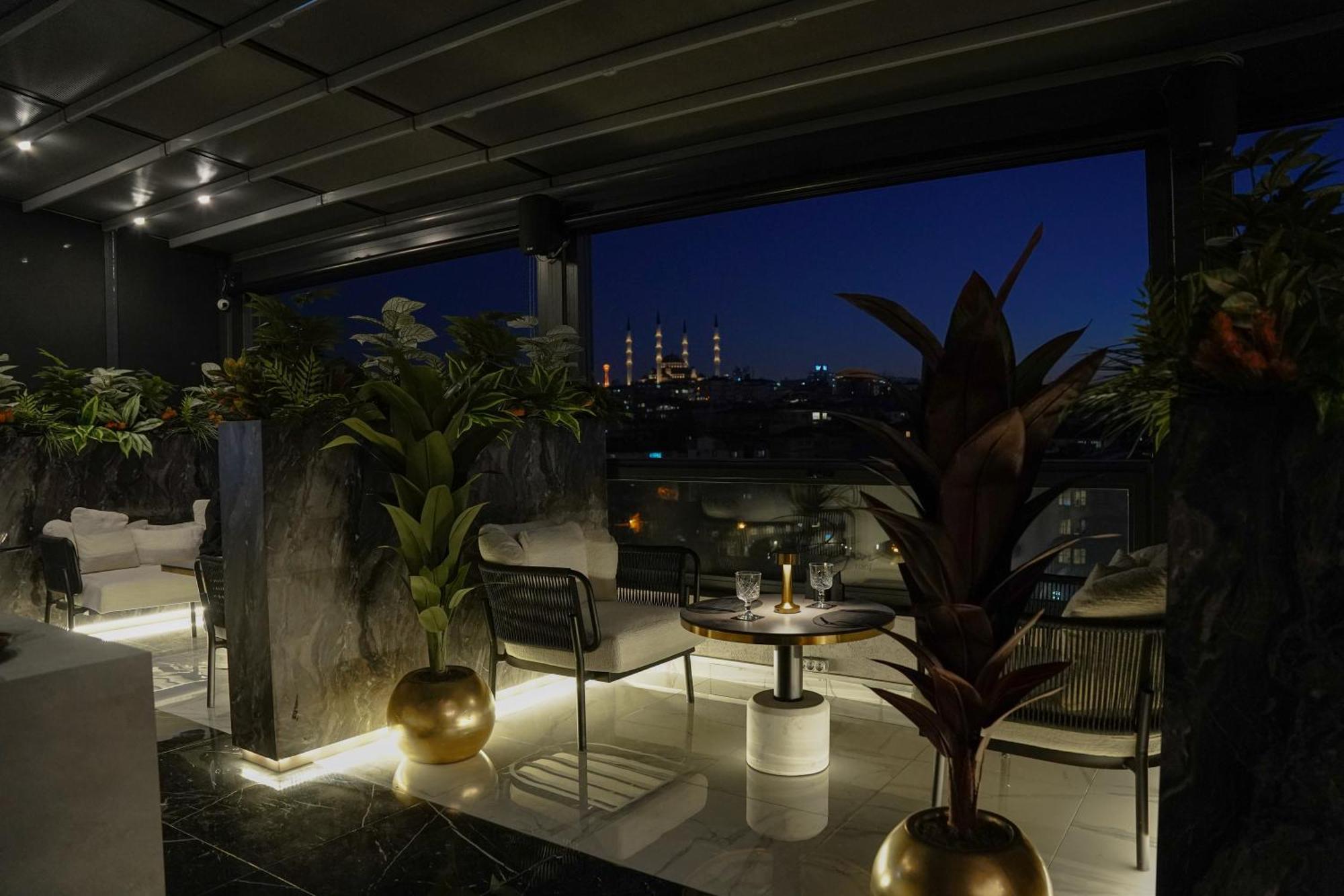 安卡拉新公园酒店 外观 照片 The Terrace at the St. Regis Istanbul
